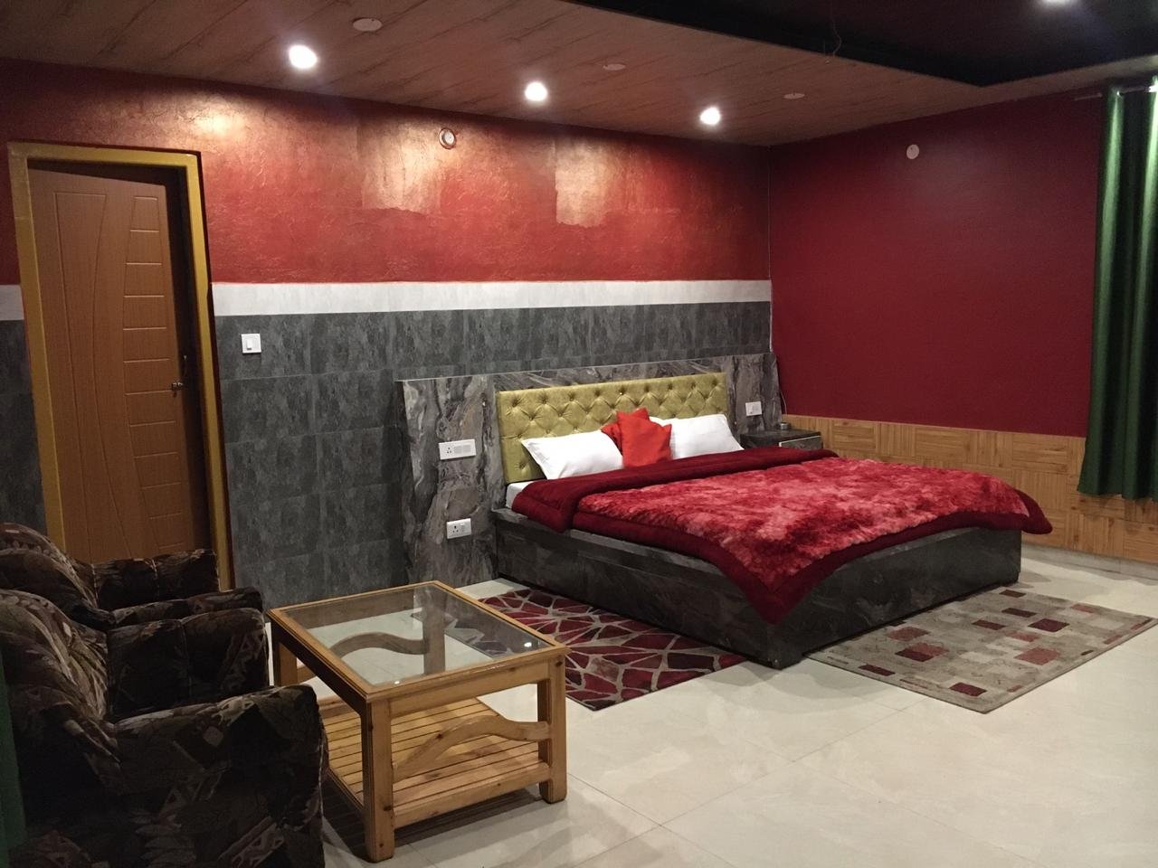 /storage/uploads/properties/original/Offbeat Stays HP-125 - Hotel, Choj-Choj-Himachal Pradesh-Hotel-OffBeat-Stays-6aff9f37a954d87fe8ac2d95afca71bd0.jpg